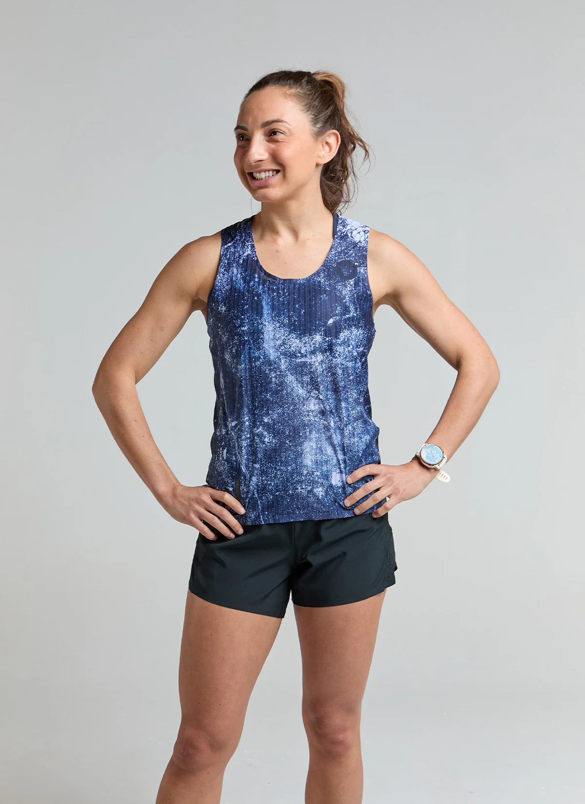 Women's FlyMesh Singlet - SinCity - Image 3